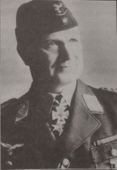 Bruno Lörzer, General der Flieger
